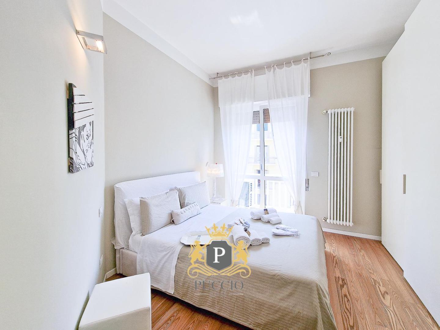 Charme On The River - City Center Apartment Verona Bagian luar foto
